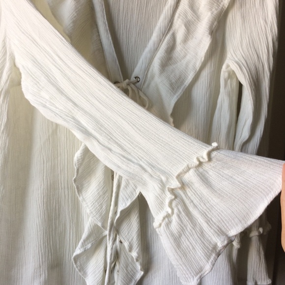 ⭐️entro White Boho Lace Up Blouse - Picture 6 of 8